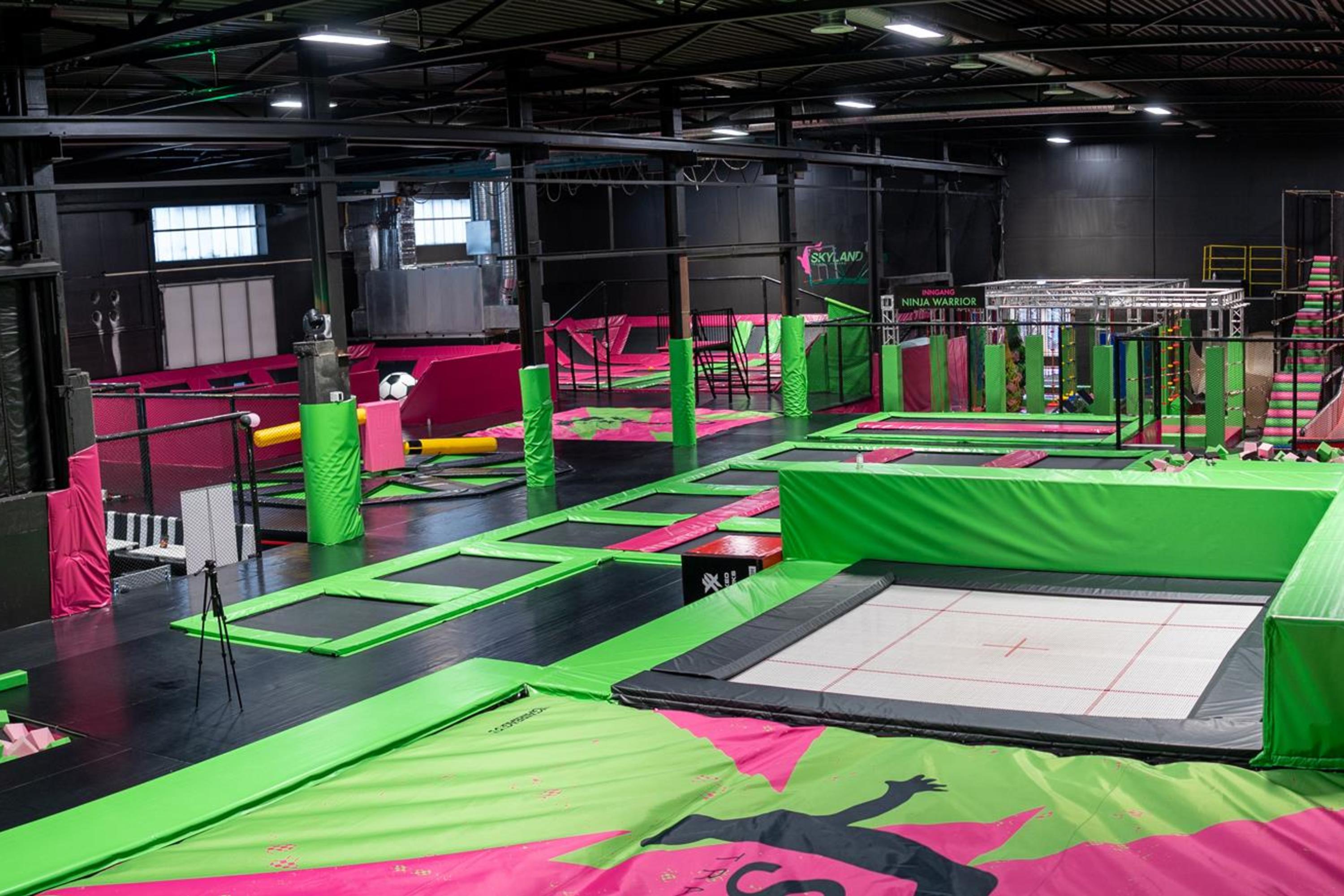 Alpine trampoline park hot sale